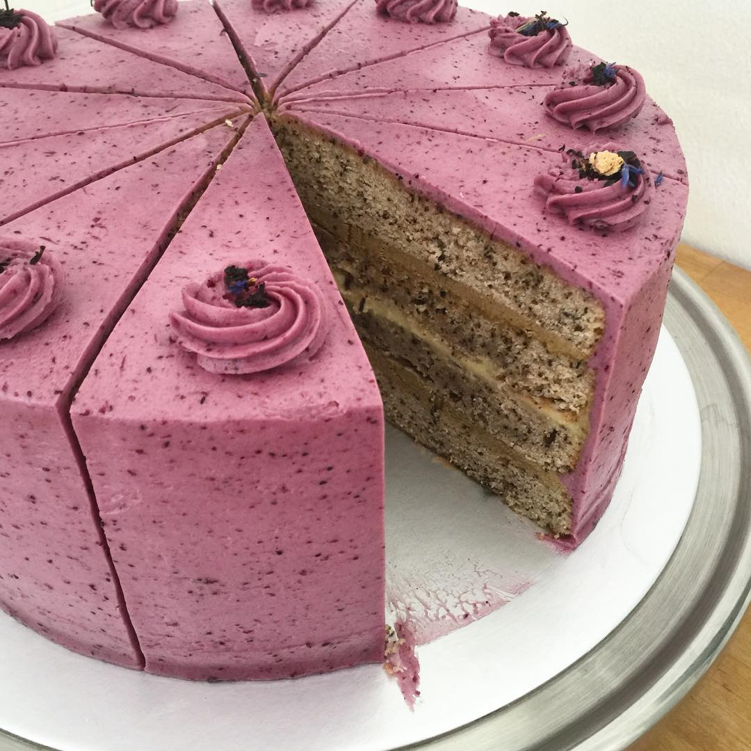 Dessert-Cafes-venuerific-blog-the-fabulous-baker-boy-cake