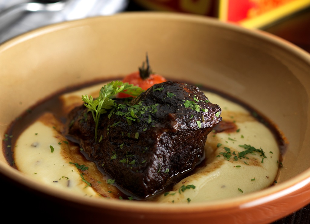 Balzac-Brasserie-Bar-fort-venuerific-blog-braised-wagyu-beef-steak