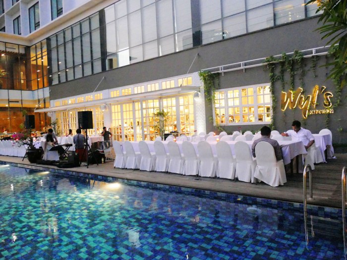Best-pool-venues-venuerific-blog-Wyl's-Kitchen-event-wedding